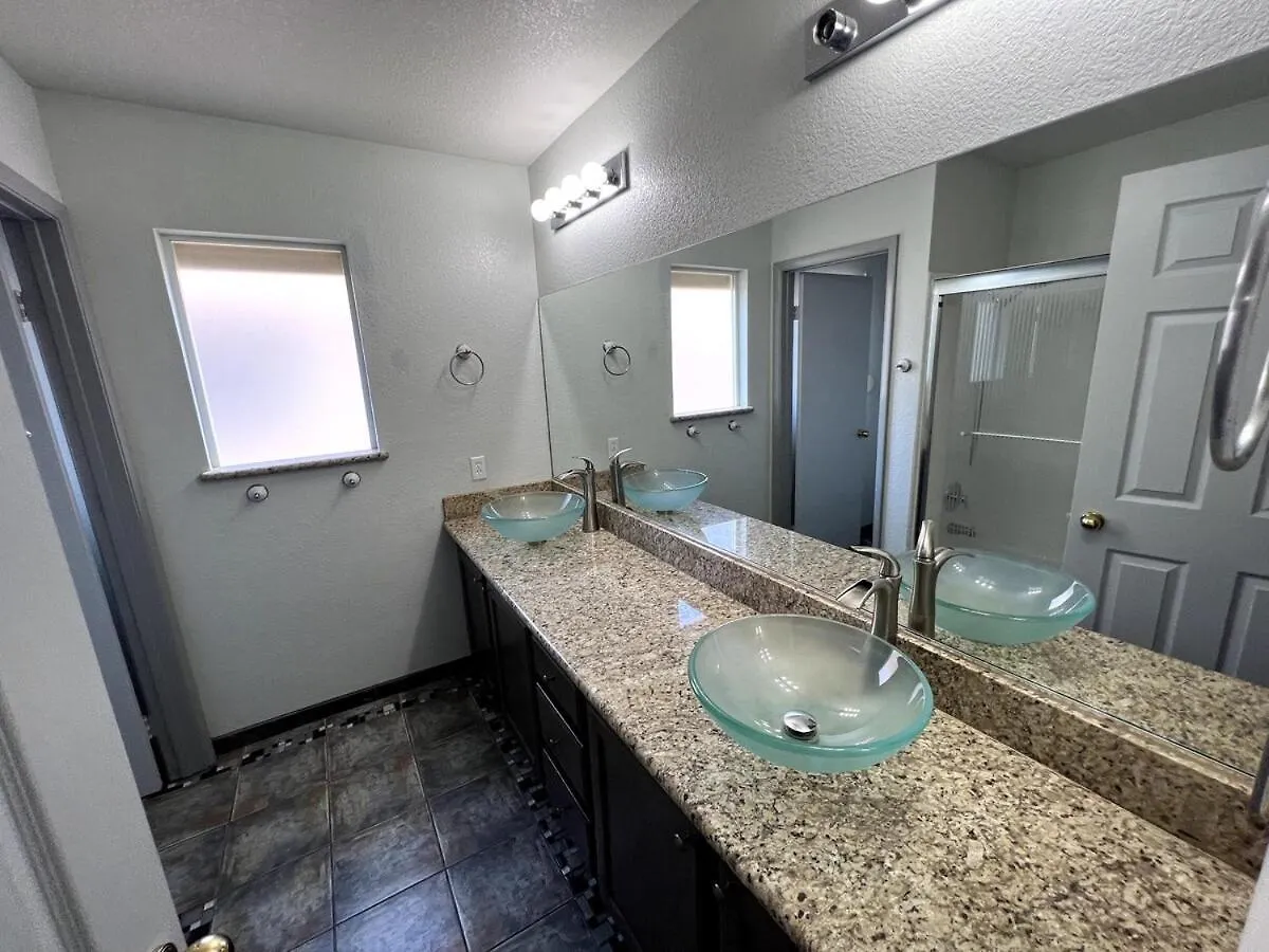 Semesterbostad Big 4 Bedroom Property With A Pool Las Vegas