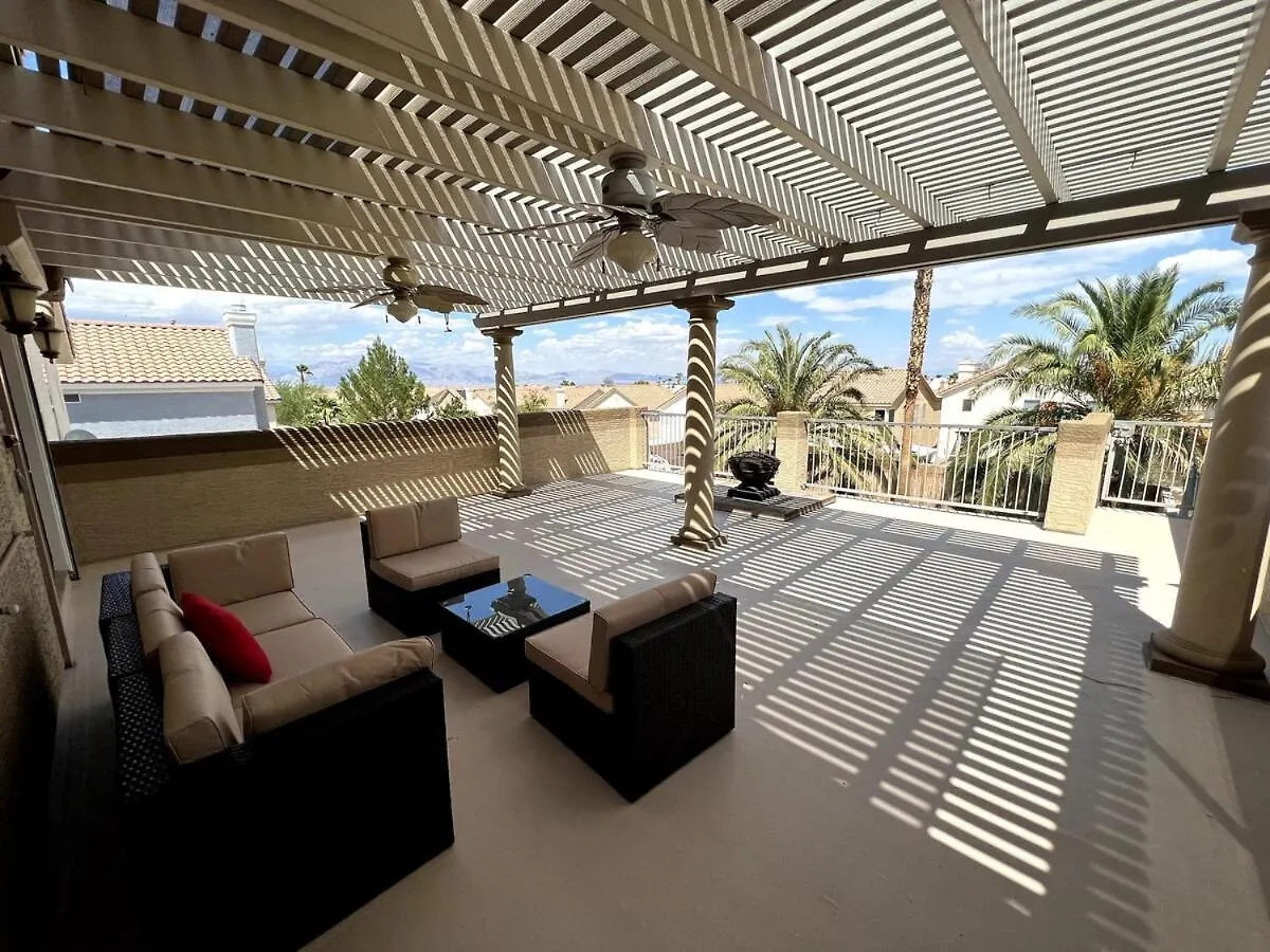 Vakantiehuis Big 4 Bedroom Property With A Pool Las Vegas