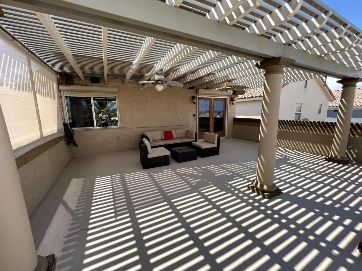 Big 4 Bedroom Property With A Pool Las Vegas Vakantiehuis