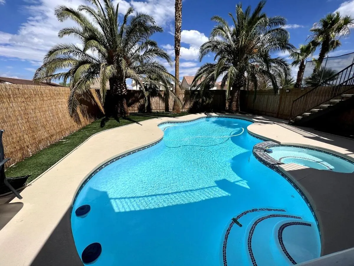 Vakantiehuis Big 4 Bedroom Property With A Pool Las Vegas